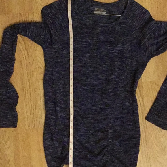 Athleta galaxy blue long sleeve rutched top - Picture 8 of 8